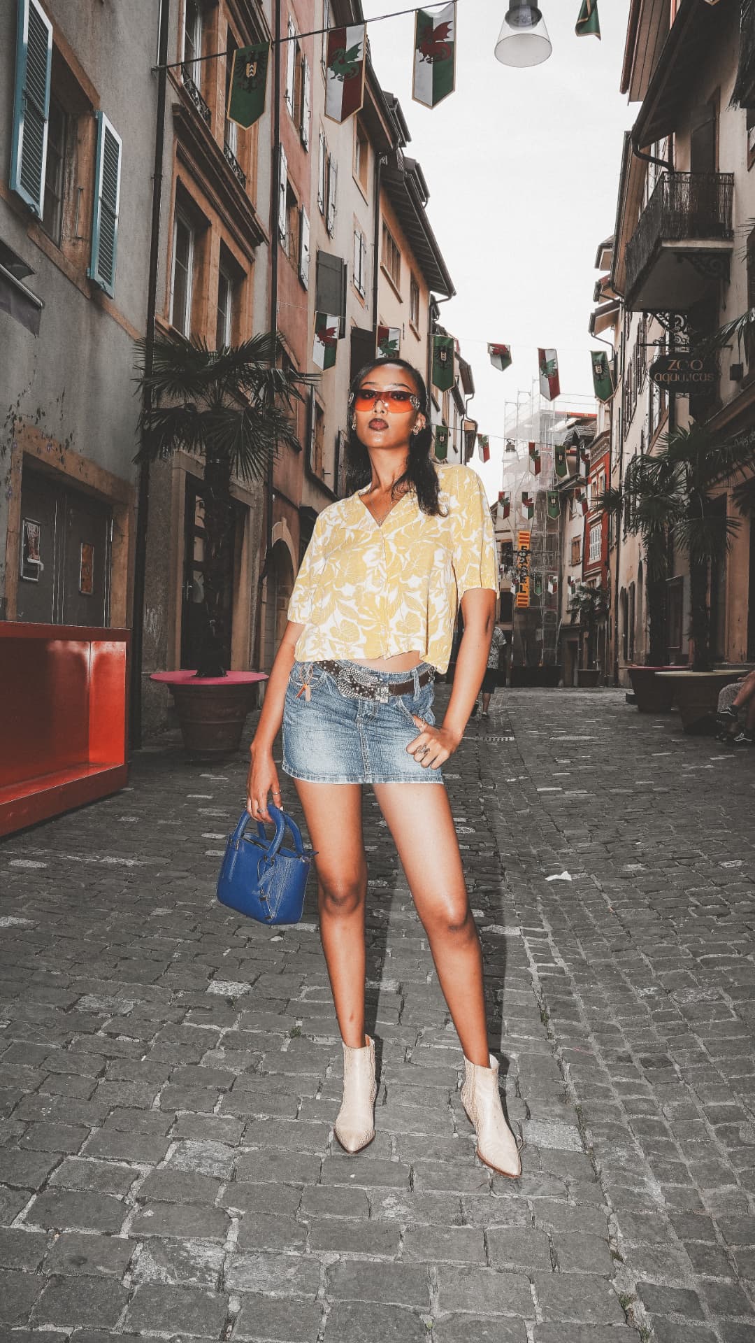 Look vintage dans les rues de Neuchâtel